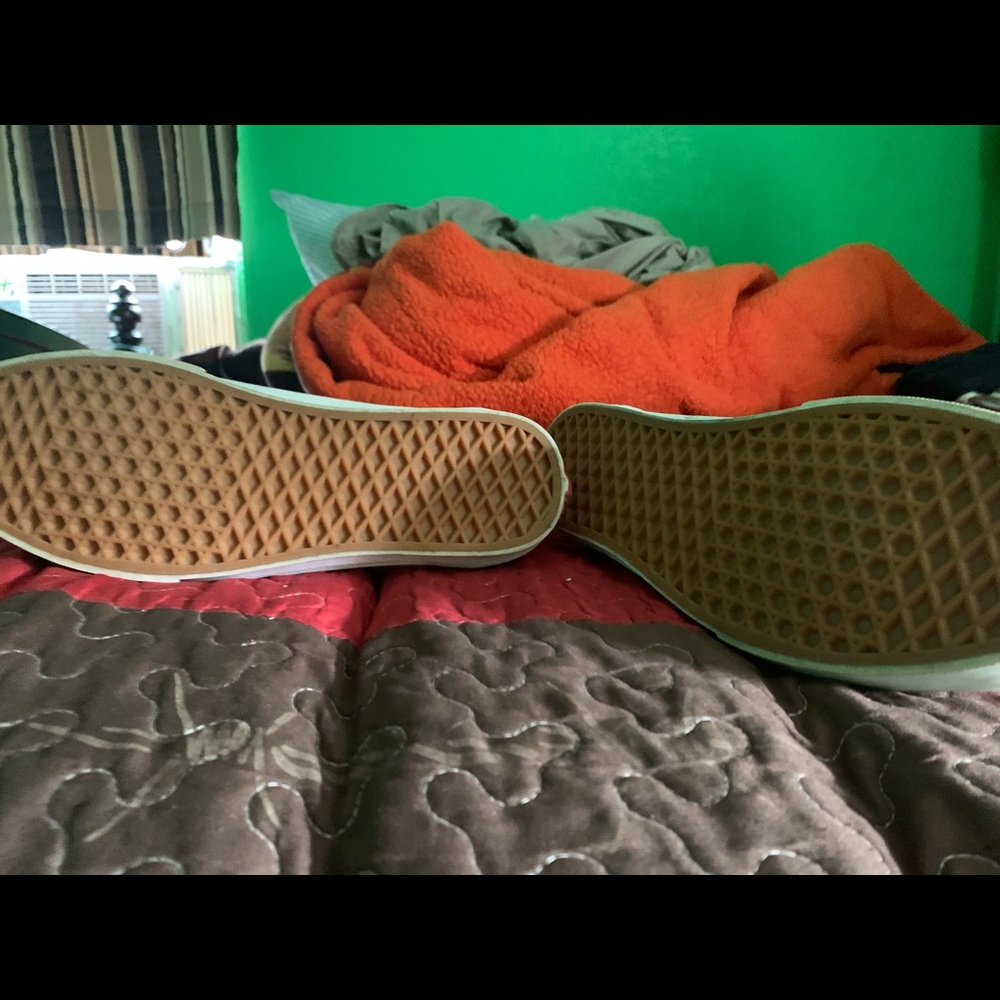 Orange vans - Picture 5 of 5